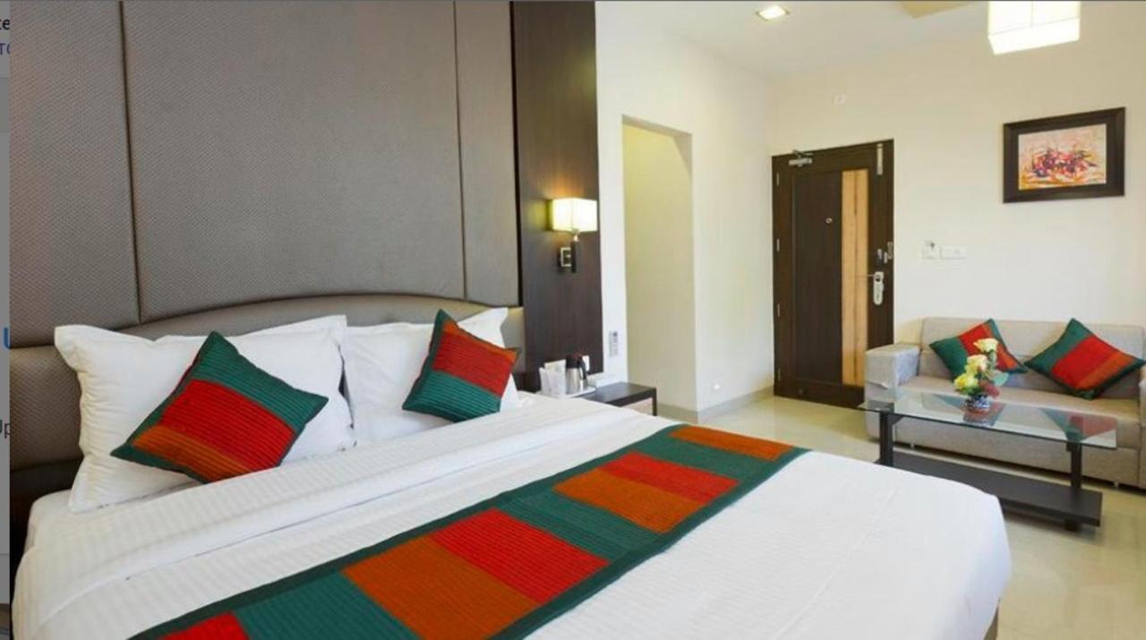 Hotel Siddharth Palace ชัยปุระ ภายนอก รูปภาพ